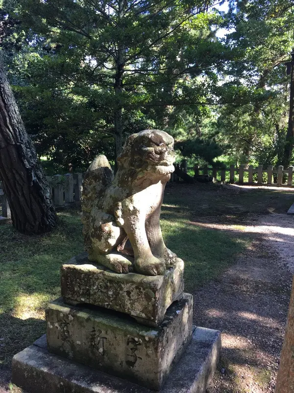 吽形狛犬