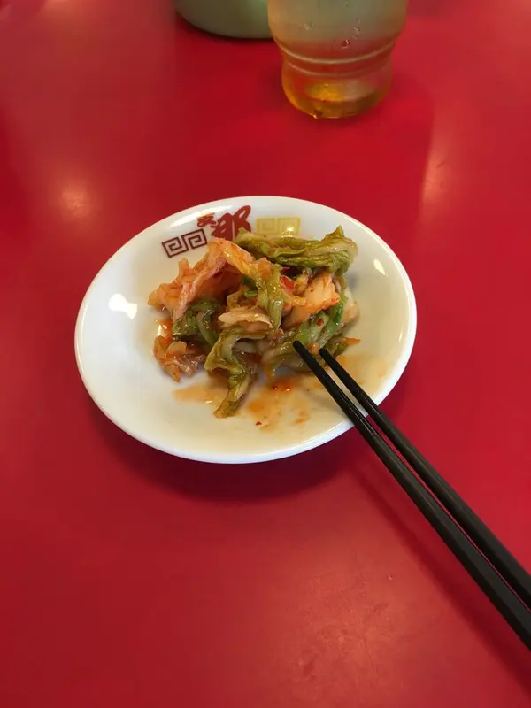 キムチは食べ放題です。