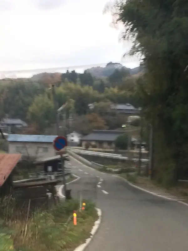 歩くと 石仏 も見られます