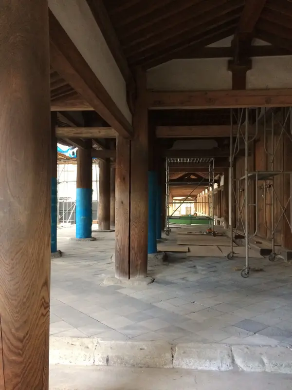 一部、修復中