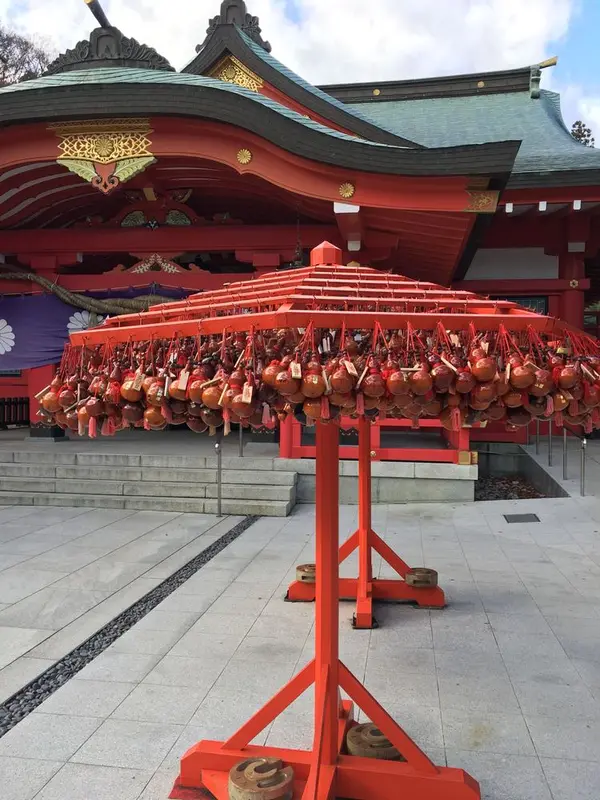 瓢箪を奉納するのでしょうか？