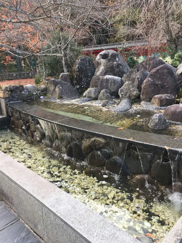 鎮魂の泉