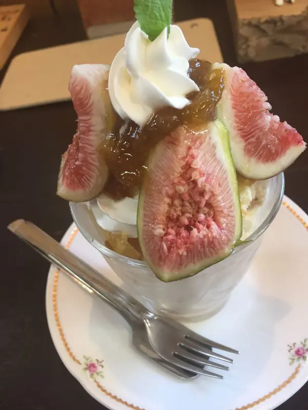 うわさのパフェ