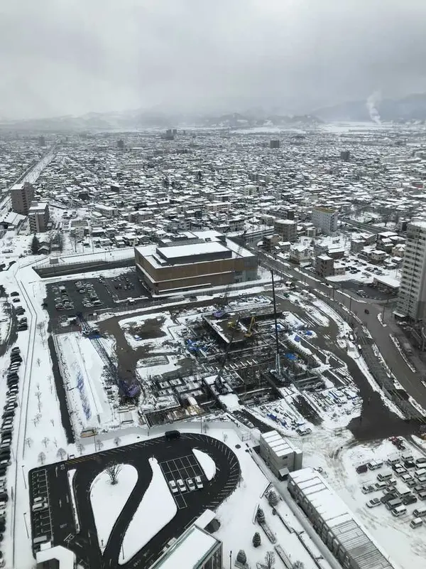 霞城セントラル展望ロビーからの景色２