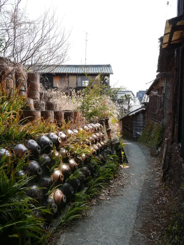 一本離れた路地裏が面白い