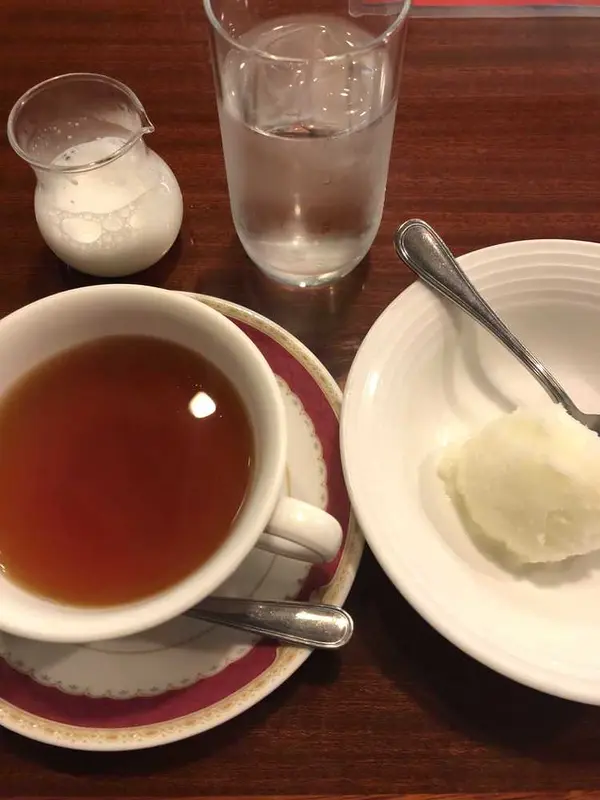 食後のドリンクとアイス