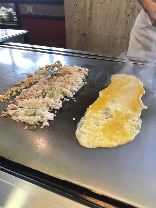 最後はシメのチャーハン