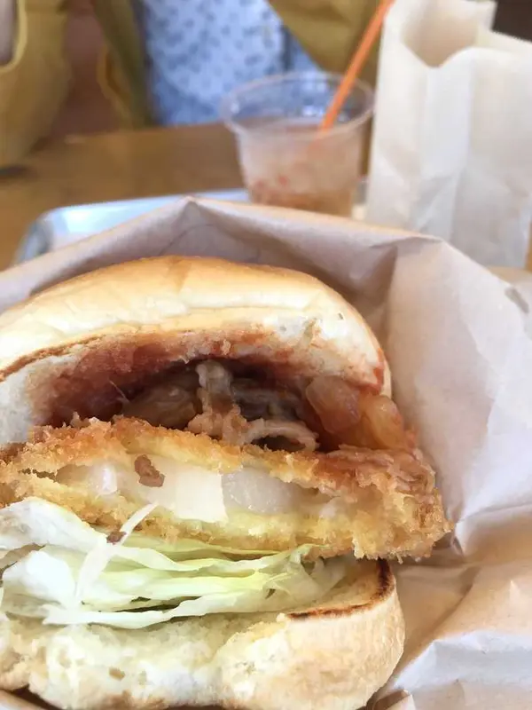 オニオンビーフバーガー