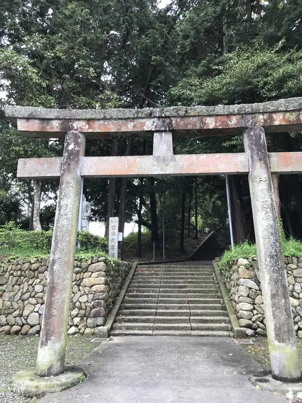 鳥居