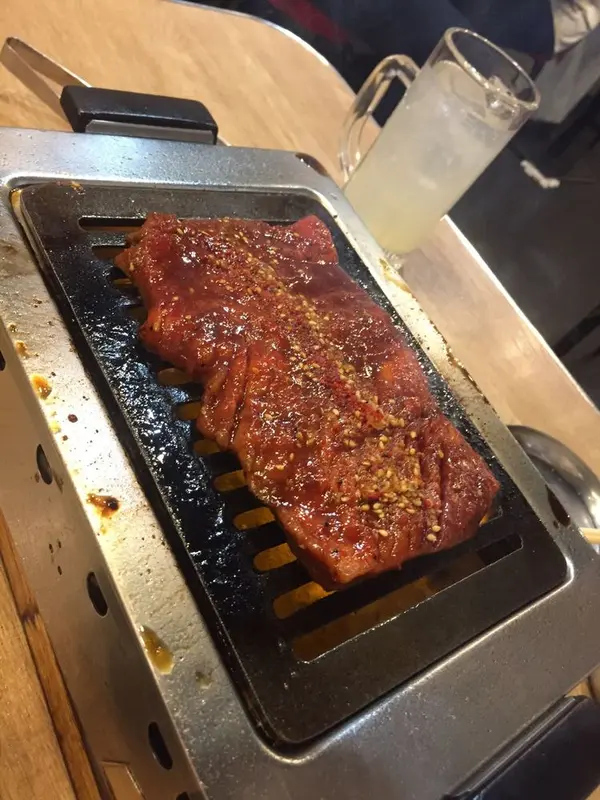 はみ出たいハラミ