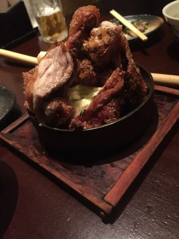 骨付もも肉のがぶり揚げ