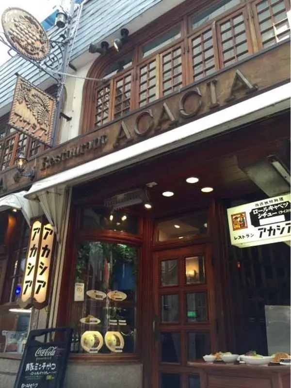 駅近にレトロなお店を発見！