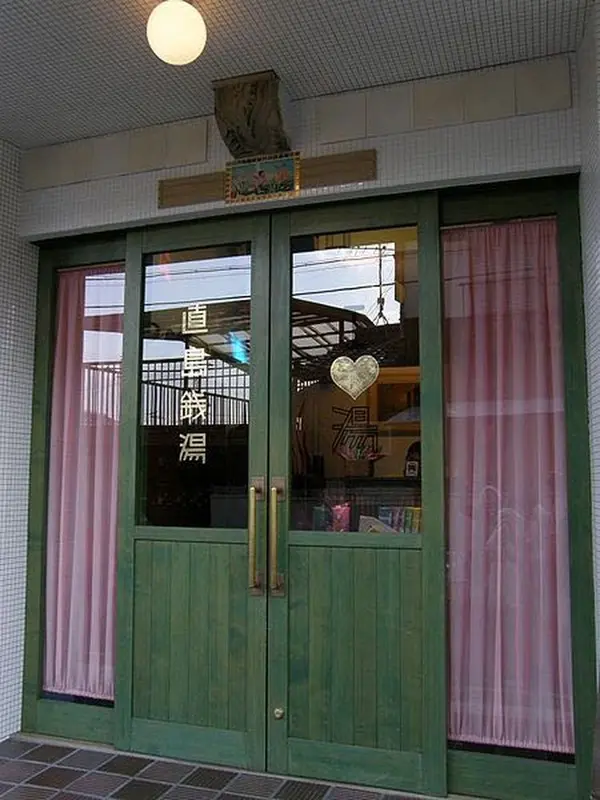 入り口からかわいい