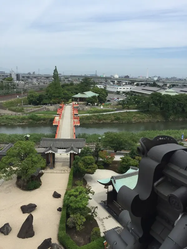 天守から一宮、岐阜方面を望む