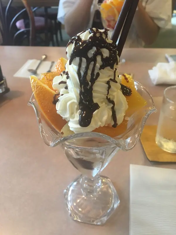 チョコレートパフェ