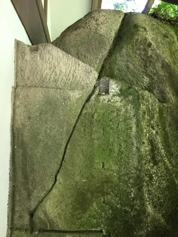 本堂の裏側