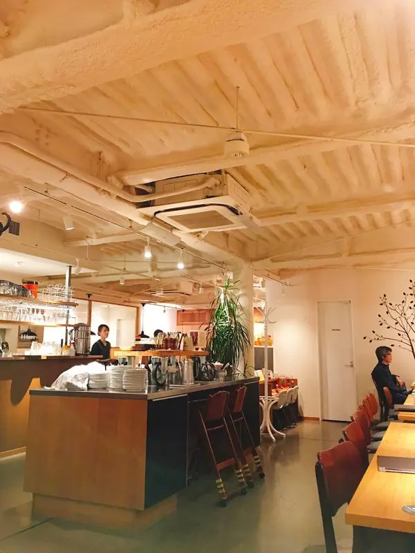 店内①