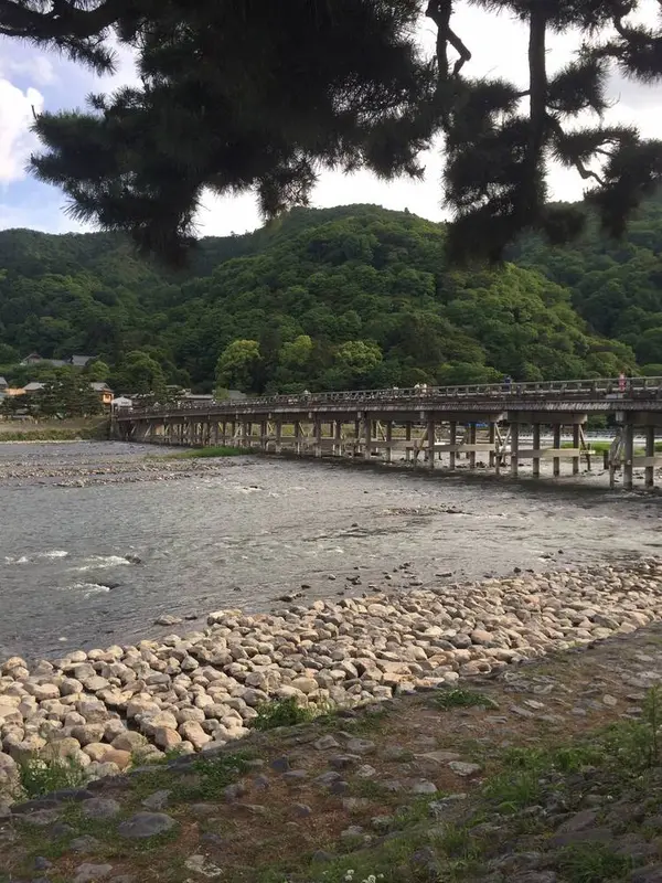 川辺で♡