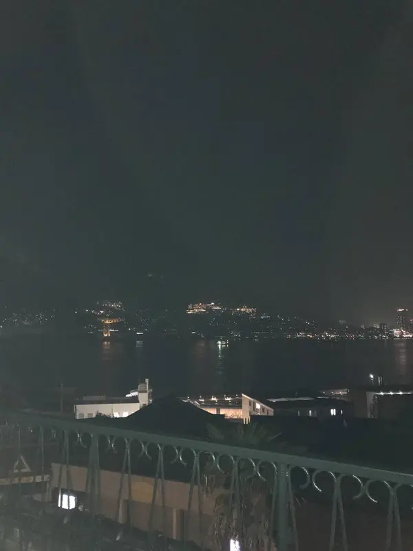 港の夜景も美しい