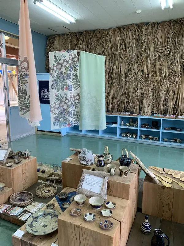 食器の販売コーナー