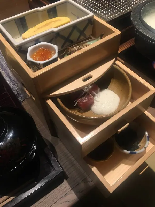 朝食