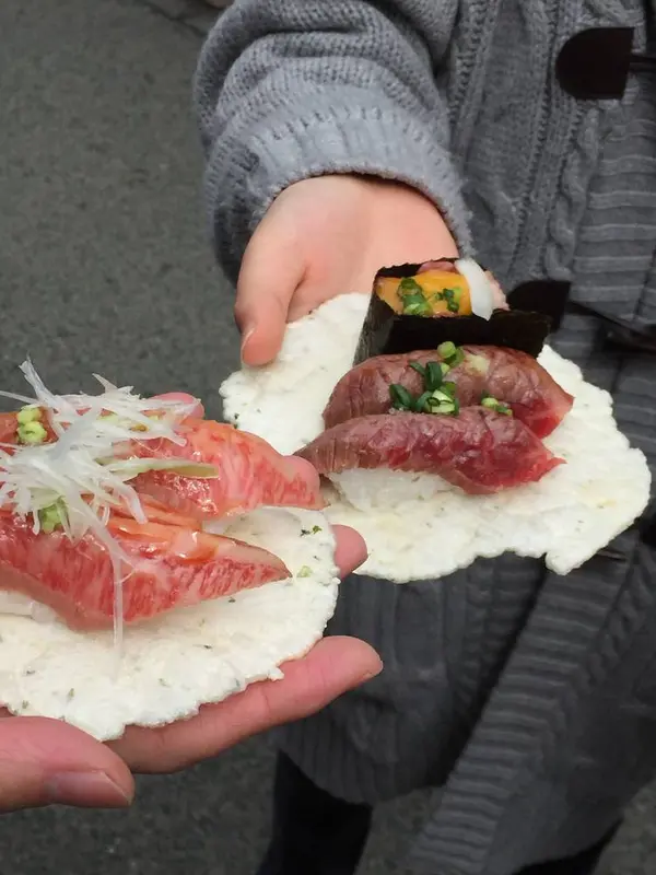 名物の飛騨牛握り