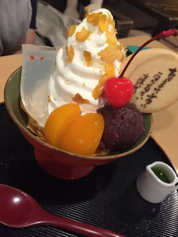 あんみつには一反もめん