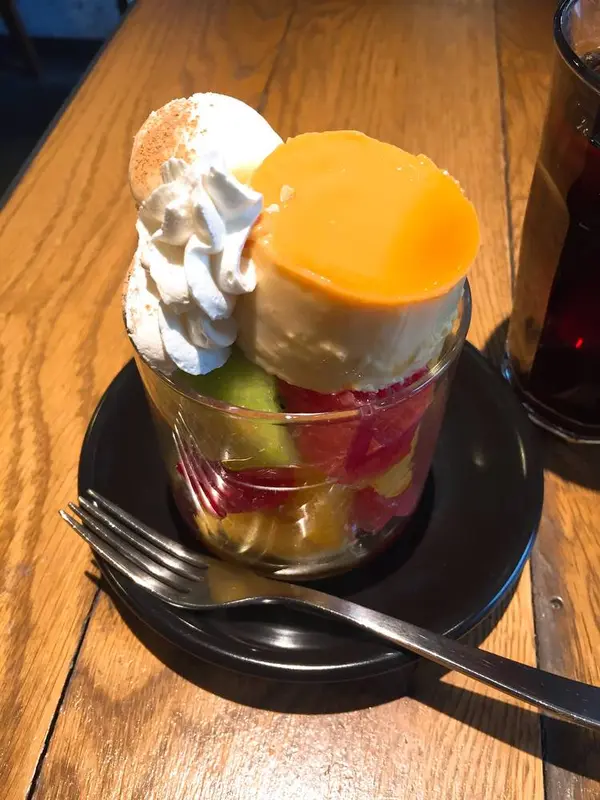 フレッシュフルーツ盛りだくさん