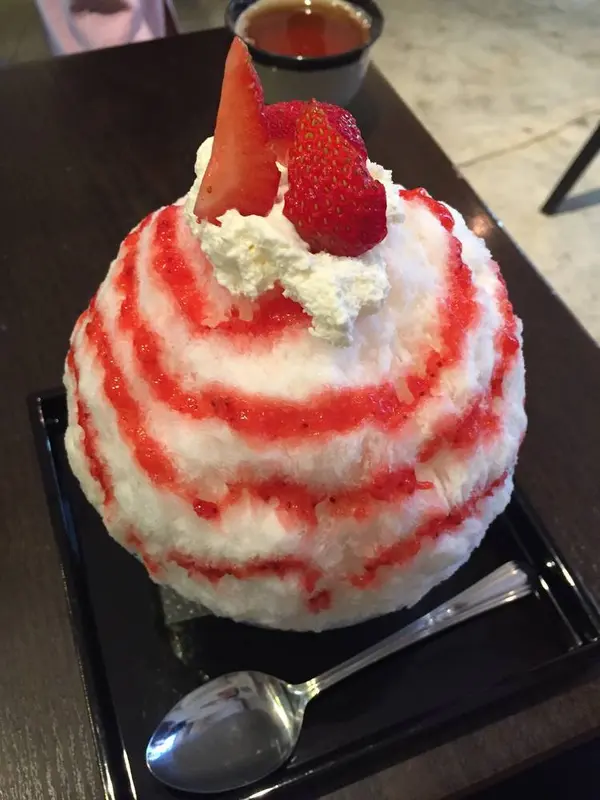 杏仁いちご