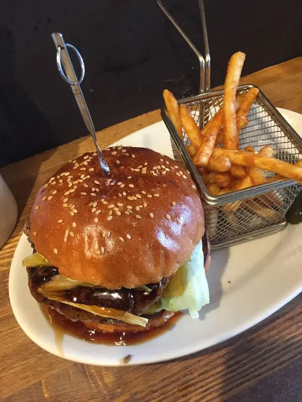照り焼きバーガー