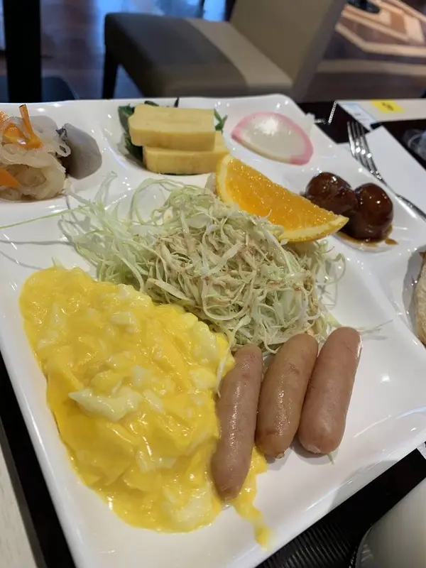 船内のレストラン