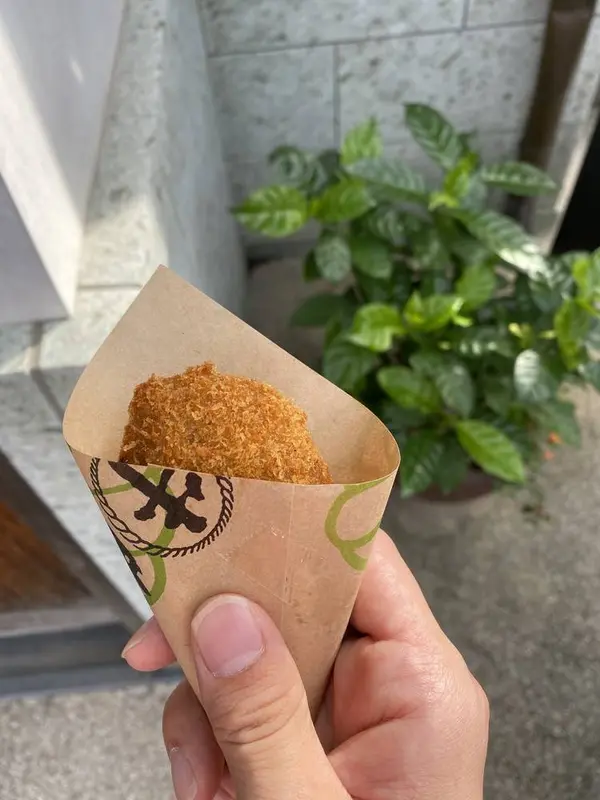 コロッケ ¥100