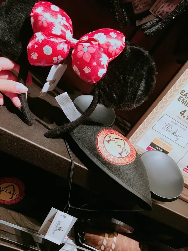 ここだけのディズニーグッズもあります！
