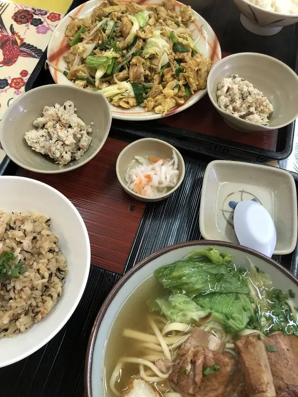 道の駅 許田にぁる 沖縄料理屋さん
