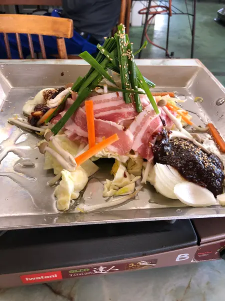 鉄板味噌なべ