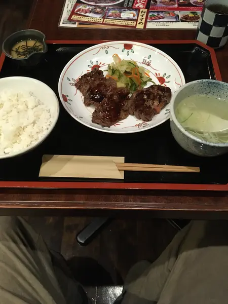 名古屋味噌牛タンサービスランチ1,320円