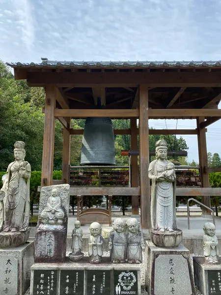 お地蔵さん＆しあわせの鐘