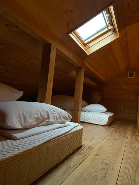 屋根裏