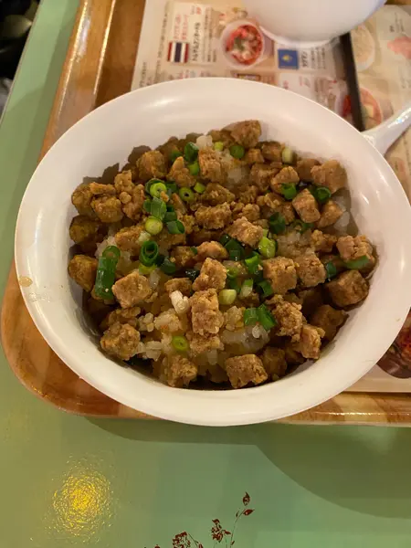 ワールド麺ロードでランチ