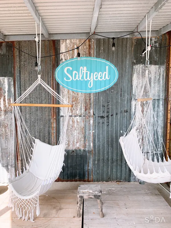 オシャレな店内にハンモック♪