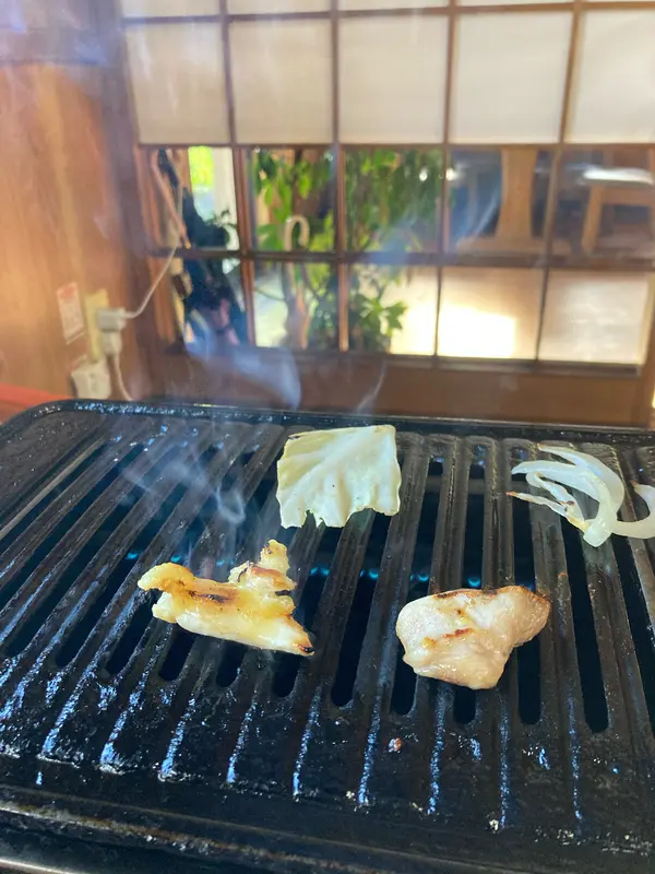 地鶏焼きはセルフです