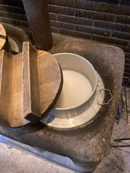 早起きした人だけ食べられる朝粥
