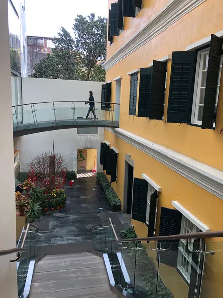 ロバートホートン図書館