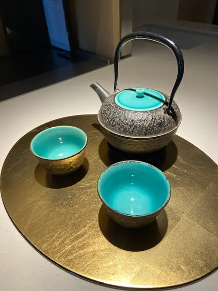 湯呑みは清水焼