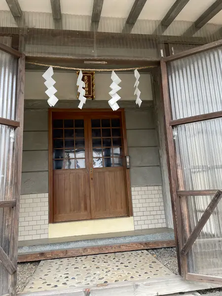 神社の少し上の方