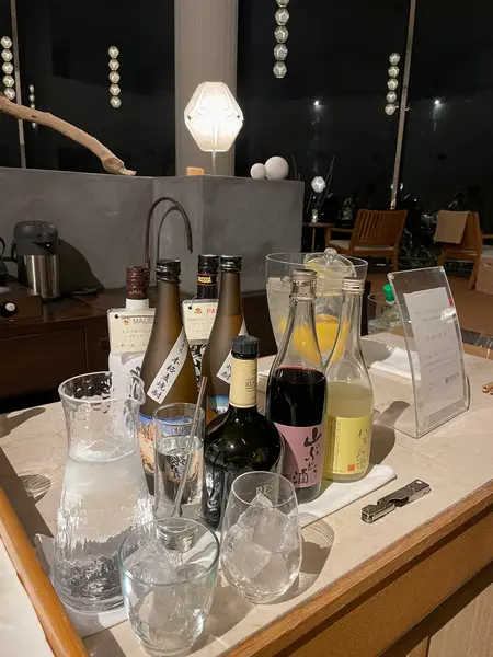 夜も飲み放題