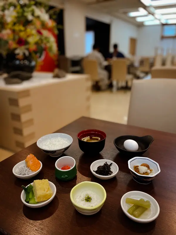 朝ごはんもバイキング🐟