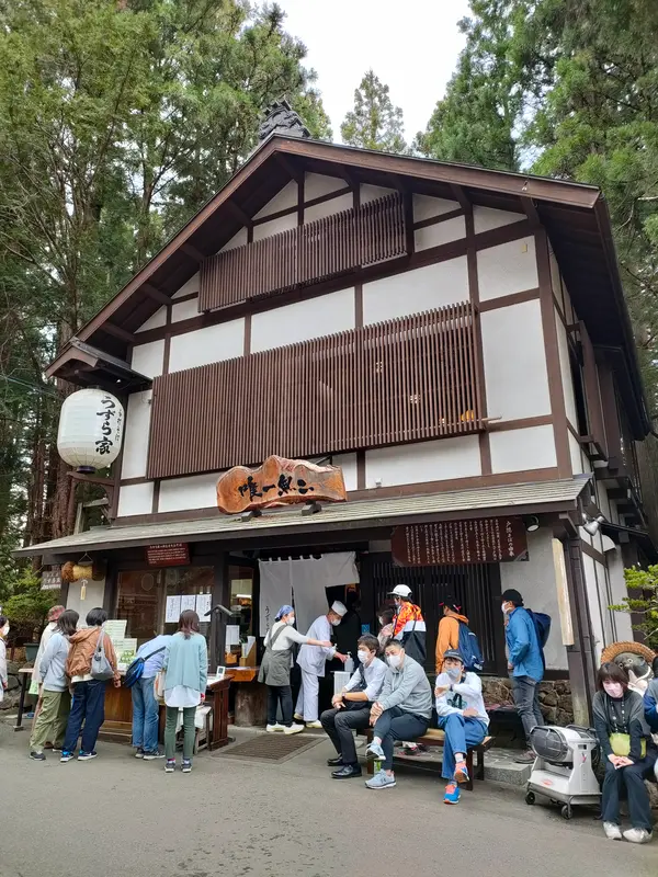 店の前は常に行列