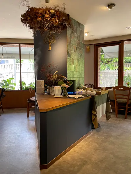 店内の