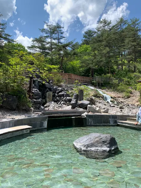 源泉足湯